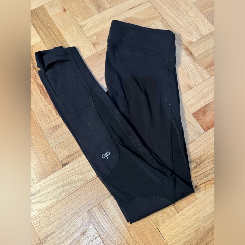 ALO Mesh Leggings - M